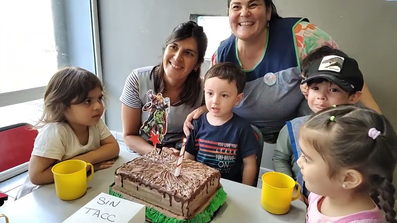 CUMPLE DE LAUTI EN EL JARDÍN - SALA DE 3