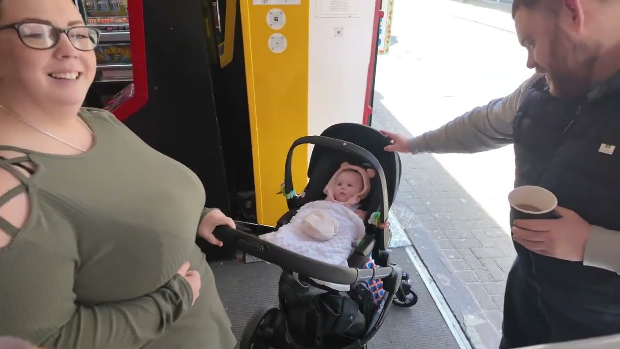 Чем сегодня занимается папаша из Блэкпула?