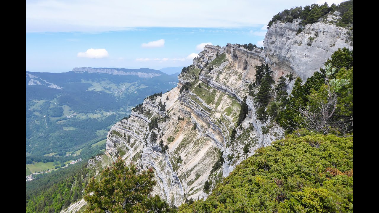 Sangle du Fouda Blanc et du Pinet . Massif de la Chartreuse .