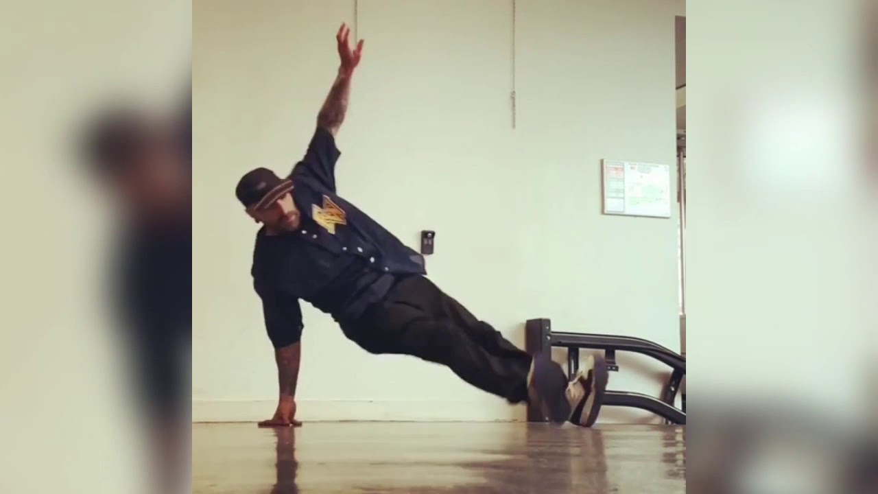 #jeylegiteam
BBOY JEY LEGITEAM OBSTRUXION FOOTWORK VARIATION