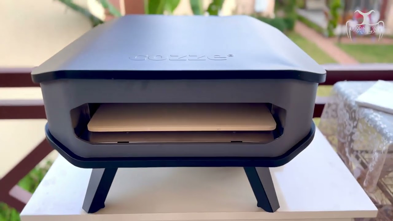 Cozze Pizza Oven. This oven is great. Amazing pizza recipes are coming soon.