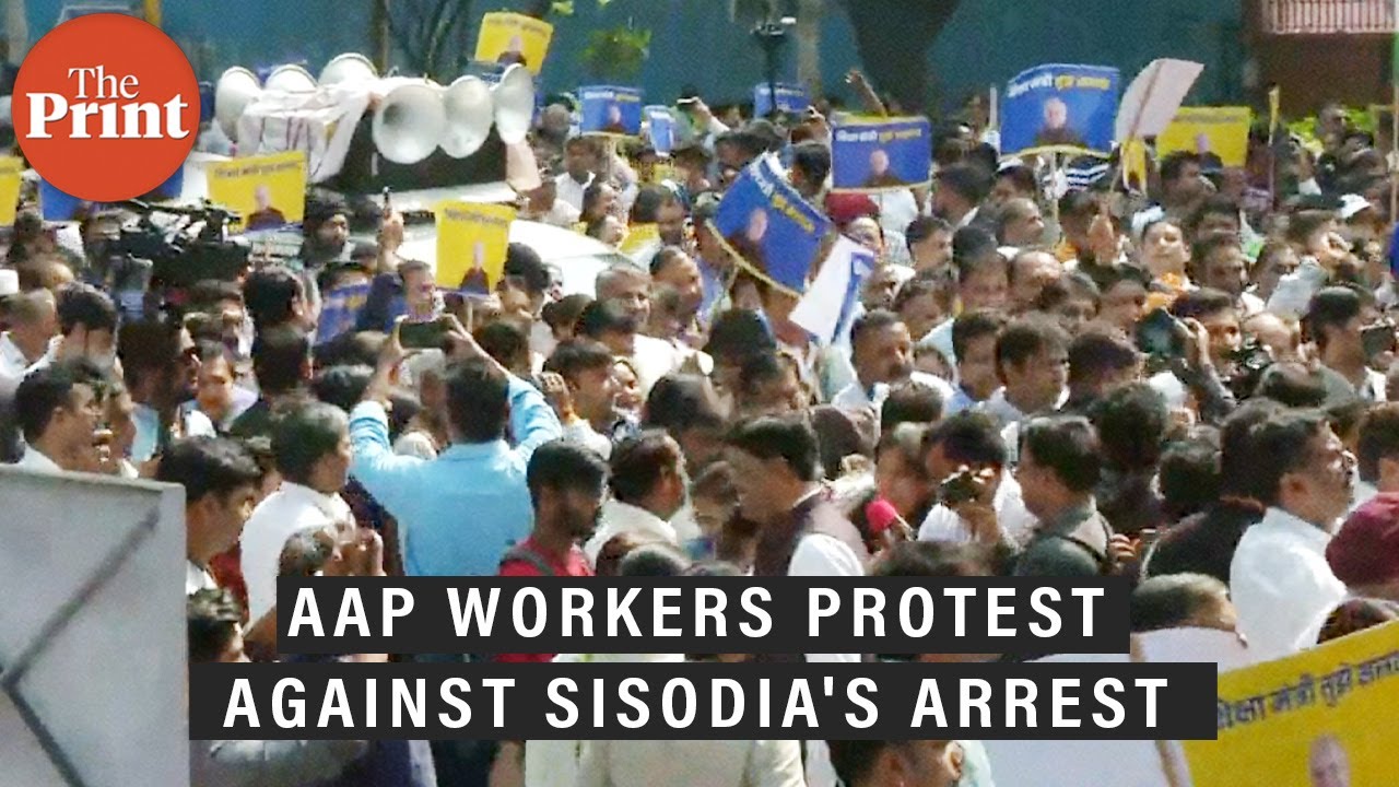 Delhi: AAP workers protest against Deputy CM Manish Sisodia's arrest