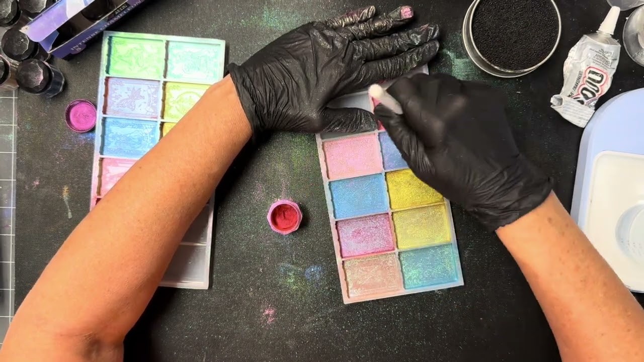 401- Today we are making tarot cards in resin. They are so cute. 
