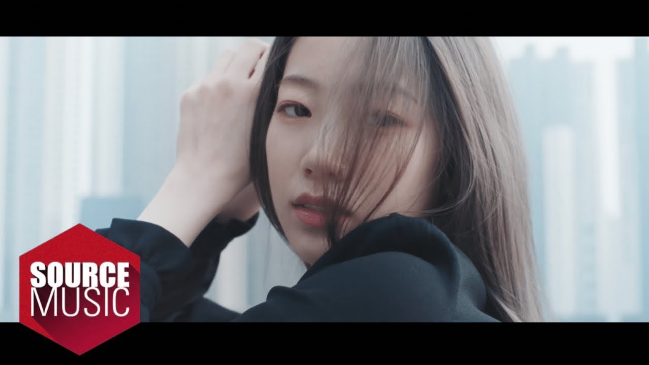 LE SSERAFIM - ‘BLUE FLAME’ MV