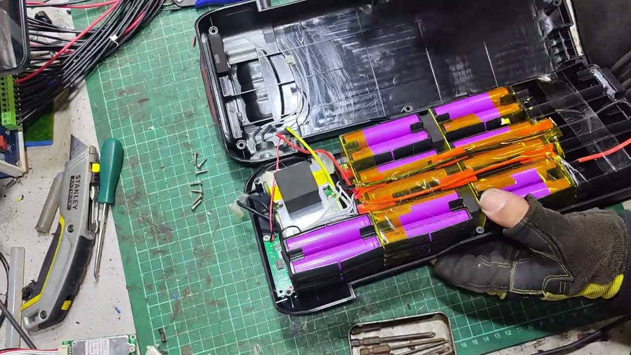 24v Rear Rack Battery Teardown & Diagnosis