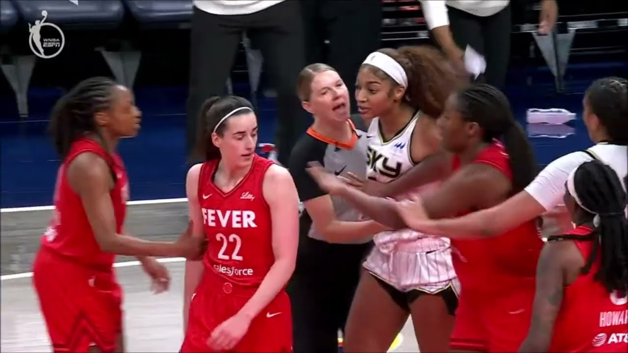 🫢 FLAGRANT, Caitlin Clark fouls Angel Reese who GOES AFTER HER | Indiana Fever vs Chicago Sky WNBA