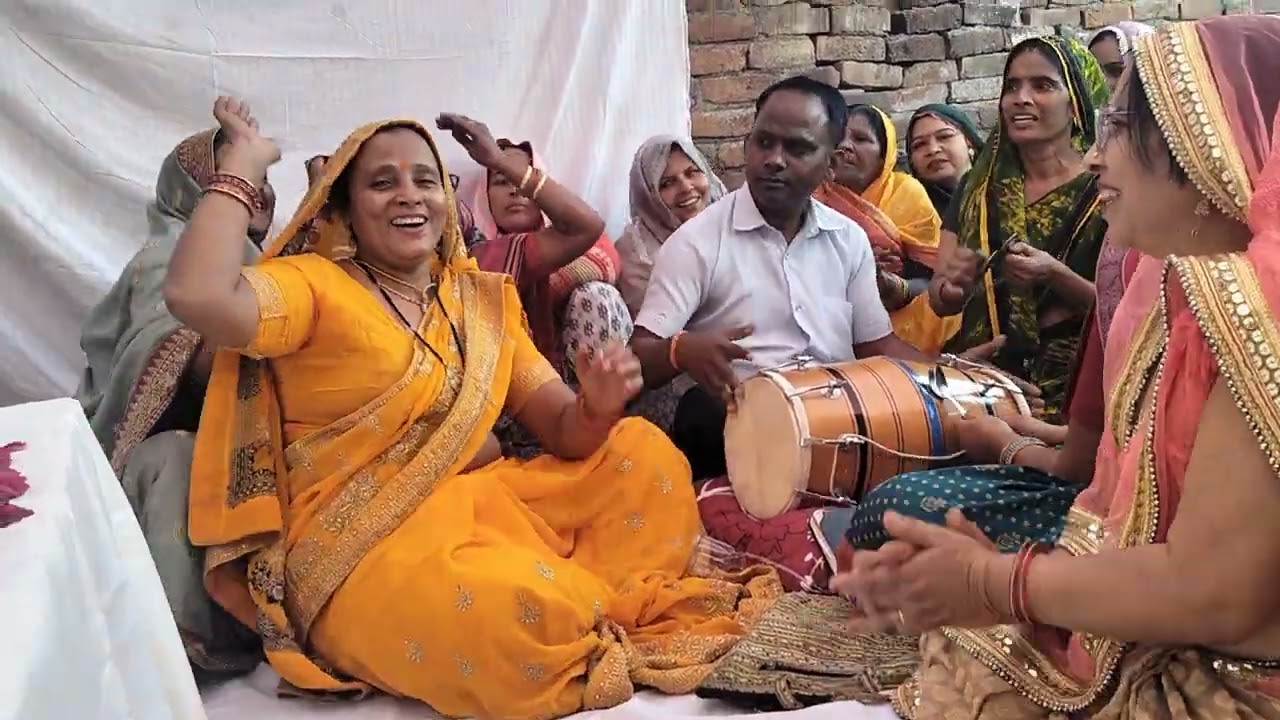 नारायण हरी नारायण हरी बोल तोते,हरी के भजन में मार गोते🌹🙏🌹