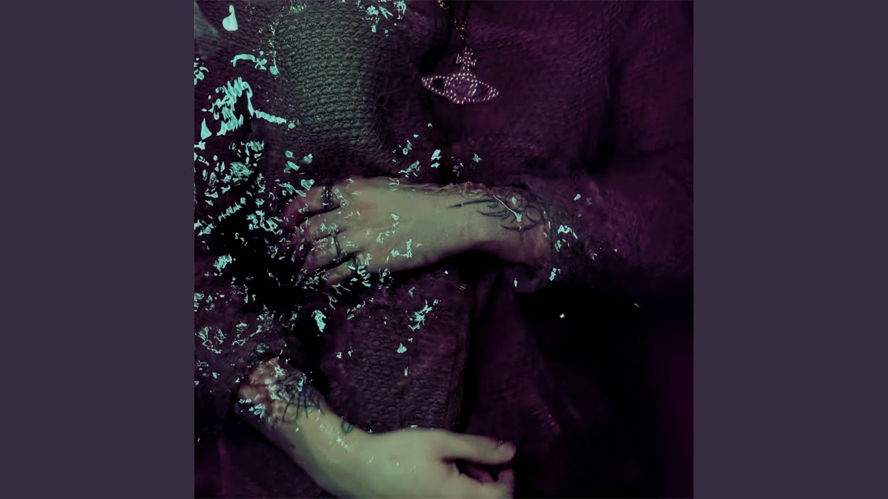 SUITE (feat. Erasisdead)