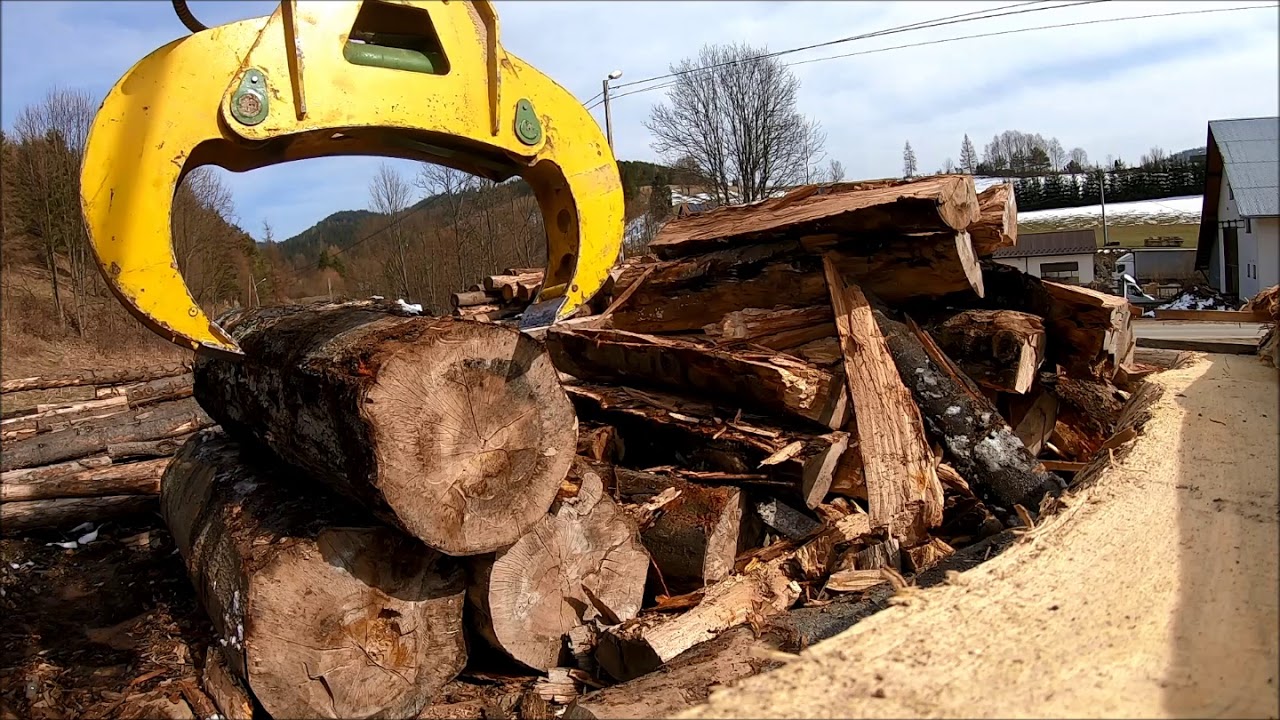 Łupanie grubego drewna - Holzspalten mit Spaltzange - Wood Splitter