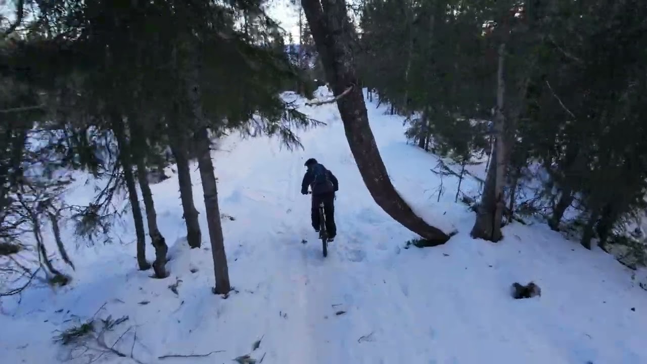 20260207 - Trail biking Geitfjellet, Trondheim (Follow mode rear drone)