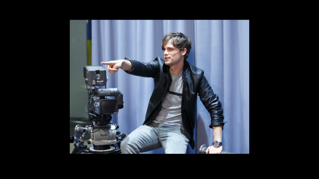 matthew gray gubler modeling way sexy!