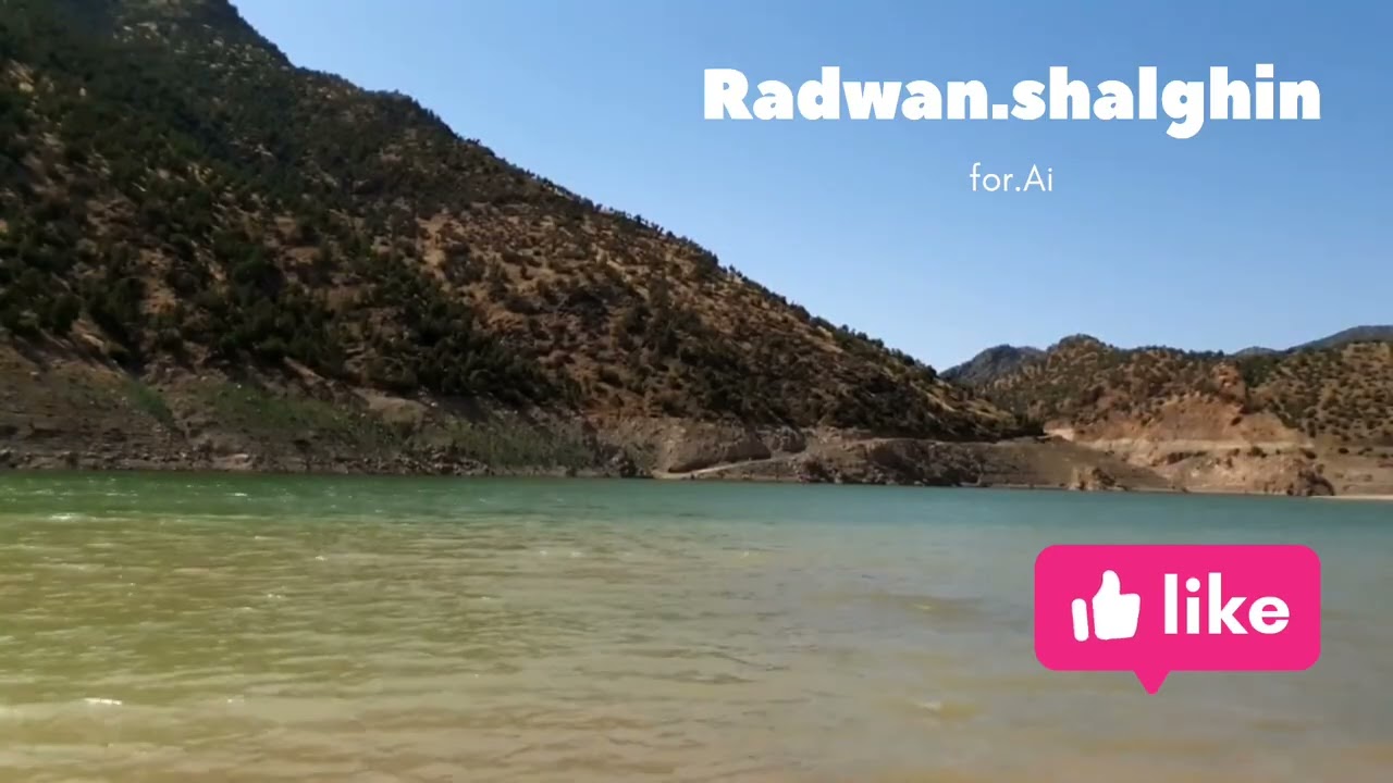 عندما تعانق الموسيقى الخيال     عزف العود 