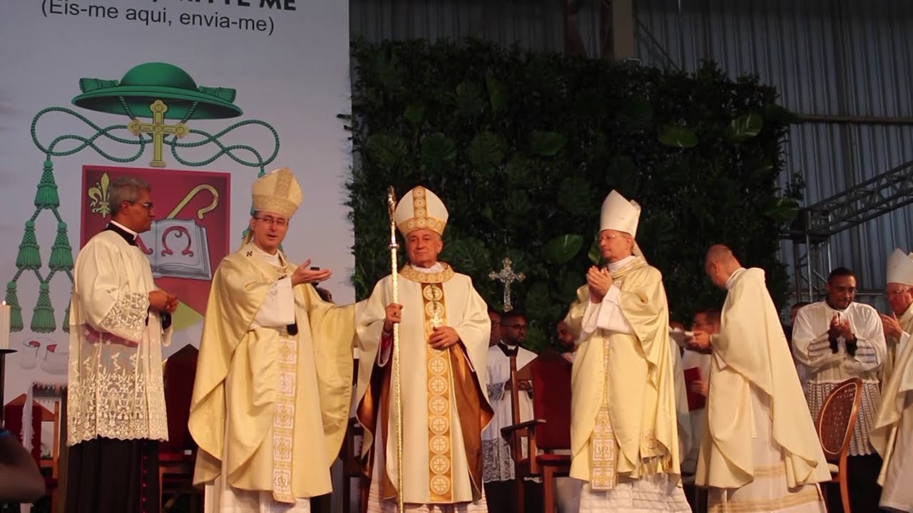 Dom Juraci Gomes de Oliveira recebe Ordenação Episcopal em Salvador