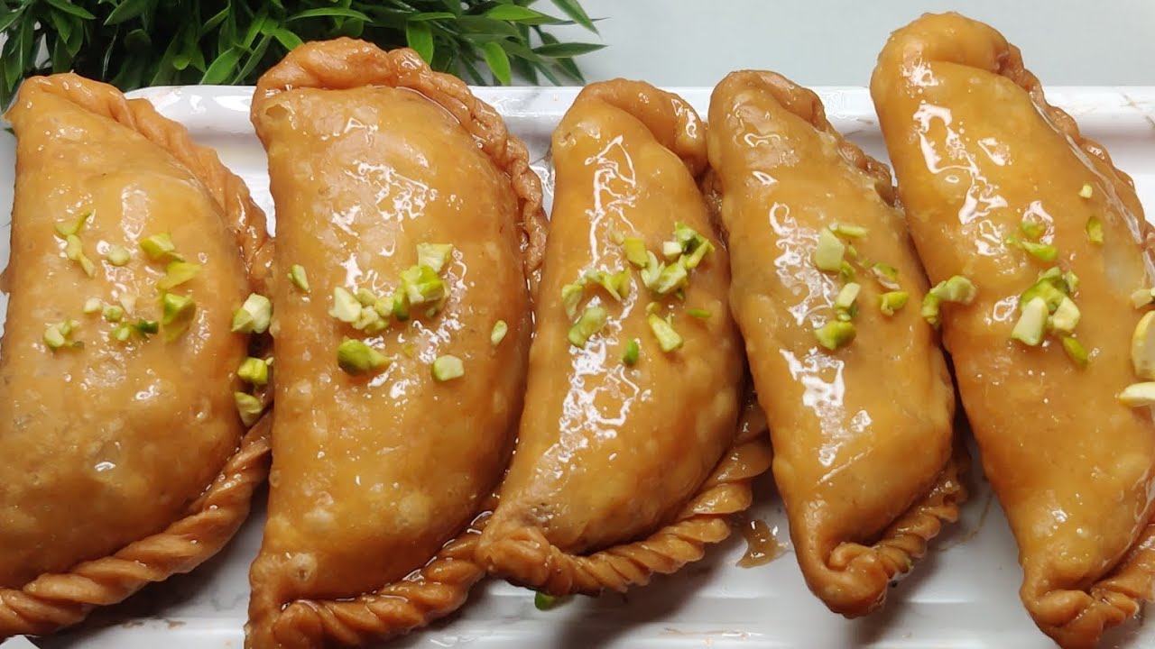 &ldquo;Delicious Gujiya Recipe | Irresistible Mawa-filled Sweet Treats&rdquo;#holi #gujiya #trending