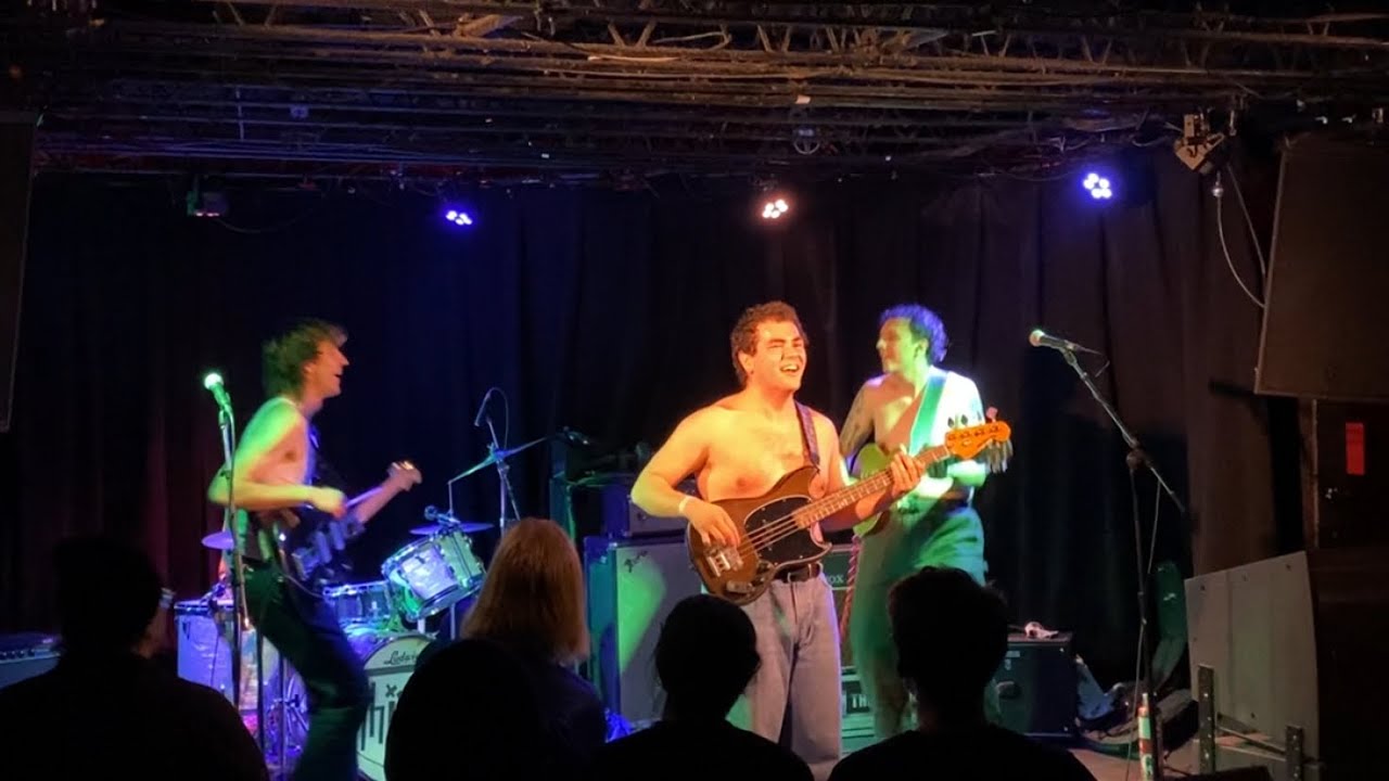 Chapped Lips #live #set #closer #7thstentry #minneapolis #minnesota #milwaukee #band #rock #hard