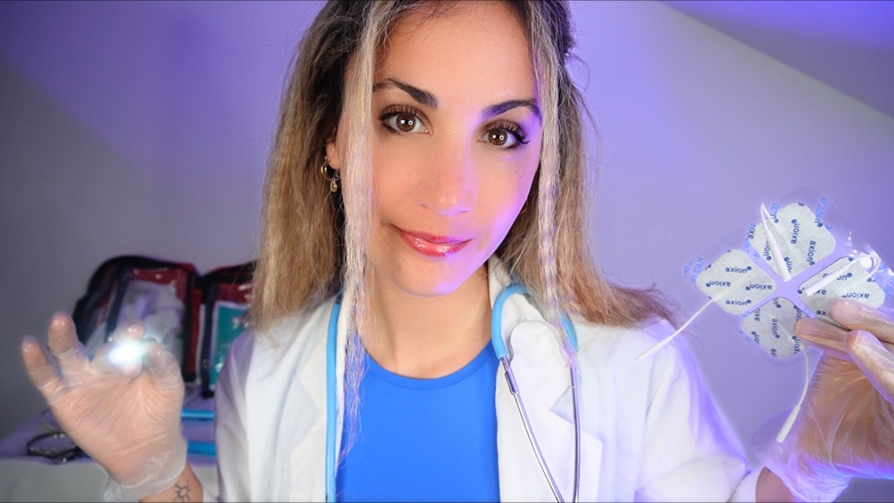 Dottoressa ti fa una visita del sonno 🌙 | ASMR ITA | Sleep Clinic ✧ Medical Roleplay