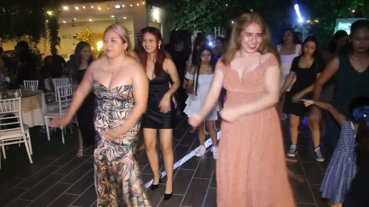 11 BAILE ASTRID XV