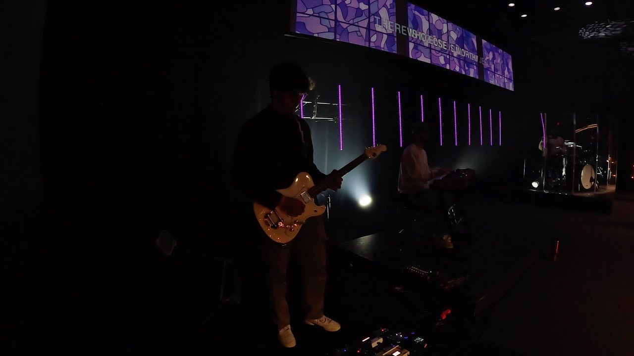 TUESDAY SET // Praise // The Blood / Holy Forever / (flow) / Who Else//