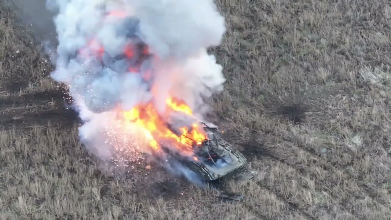 Очі та Жало: хробаки засобом РЕР перехопили відео сопілкаря гармат Птахів Мадяра (пряма мова)