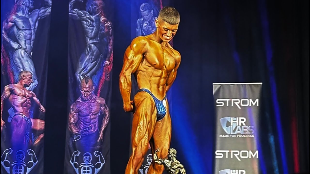 Teen Bodybuilding Shredded Posing Routine Josh Campbell Flexing Styrke Studio