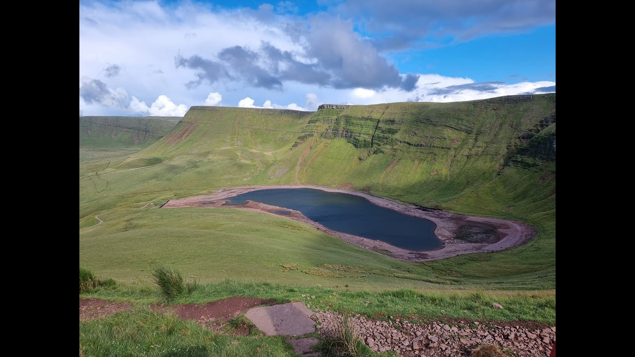 Hidden Lake Walk in the Brecon Beacons | Llyn y Fan Fach
