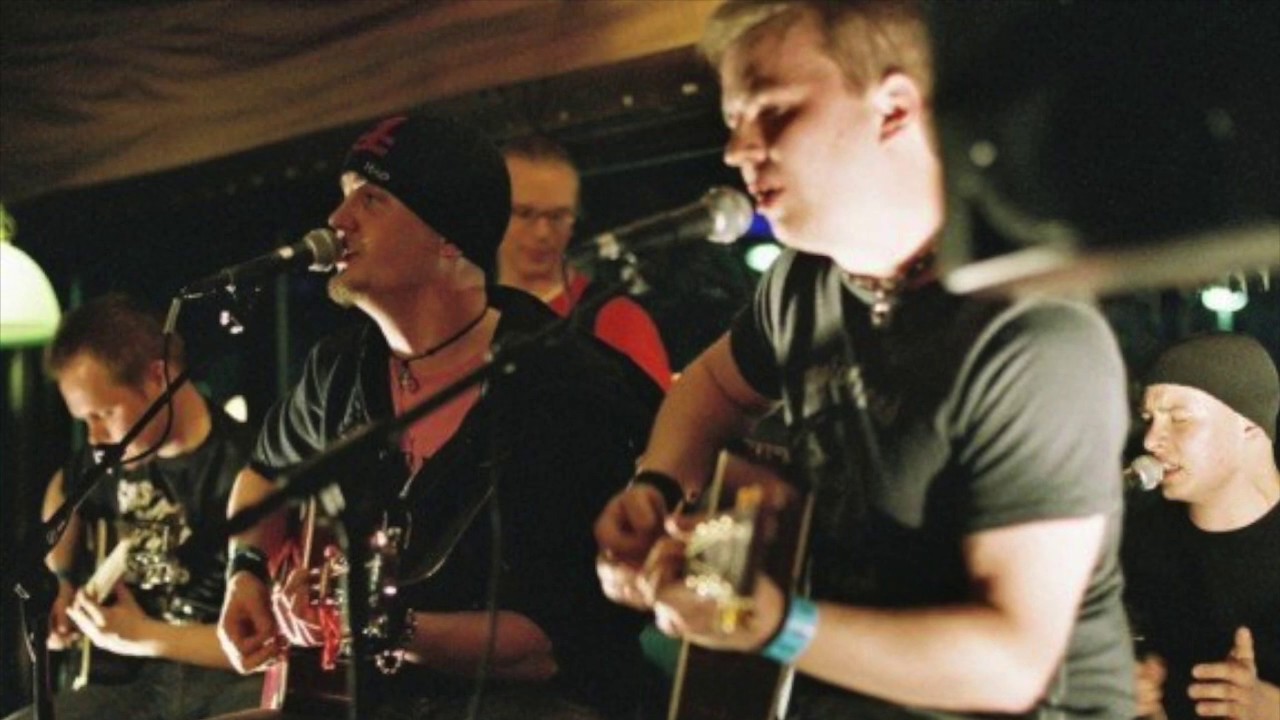 RES feat. Mäntsälä Cowboys - Pää Täynnä Rakkautta