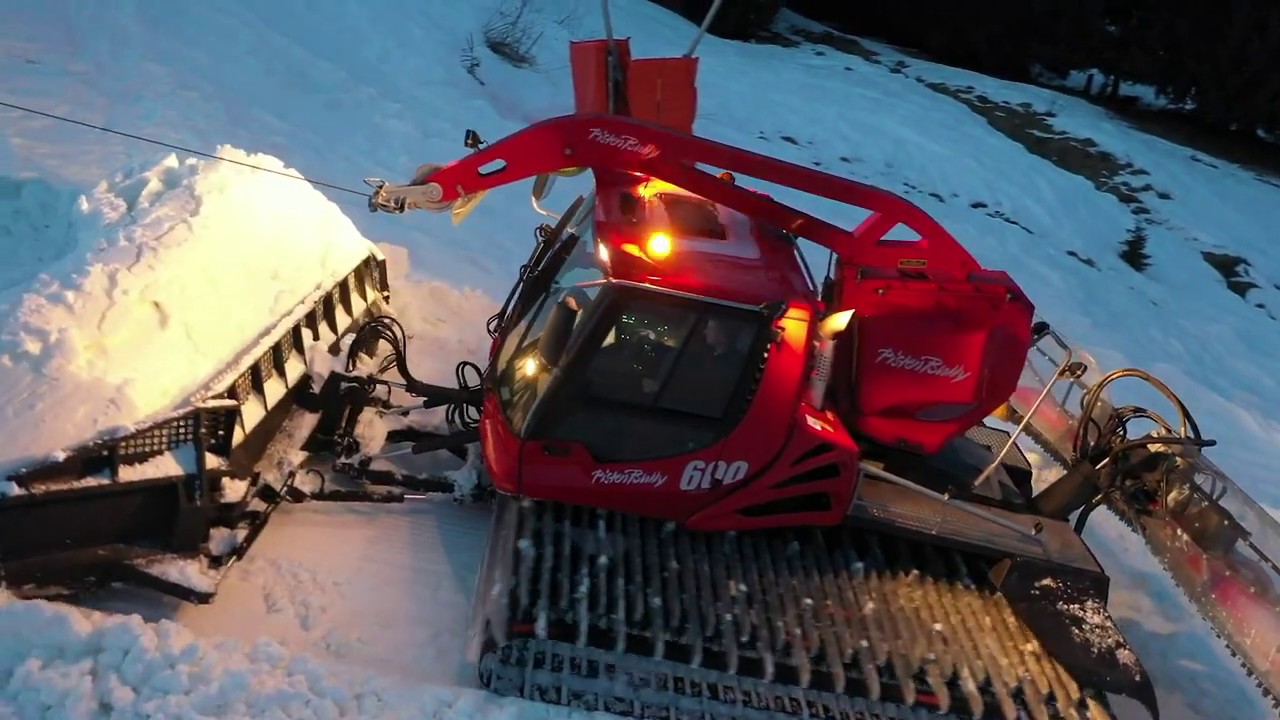 ❄ Pisten Bully 600 Polar et 300W Polar au damage des pistes de Cordon face au Mont-Blanc ❄