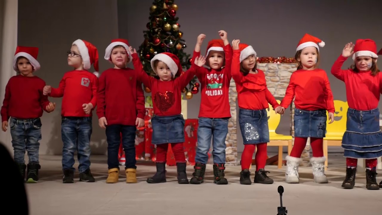 NOVOGODISNJA PREDSTAVA POTRAGA ZA DEDA MRAZOM