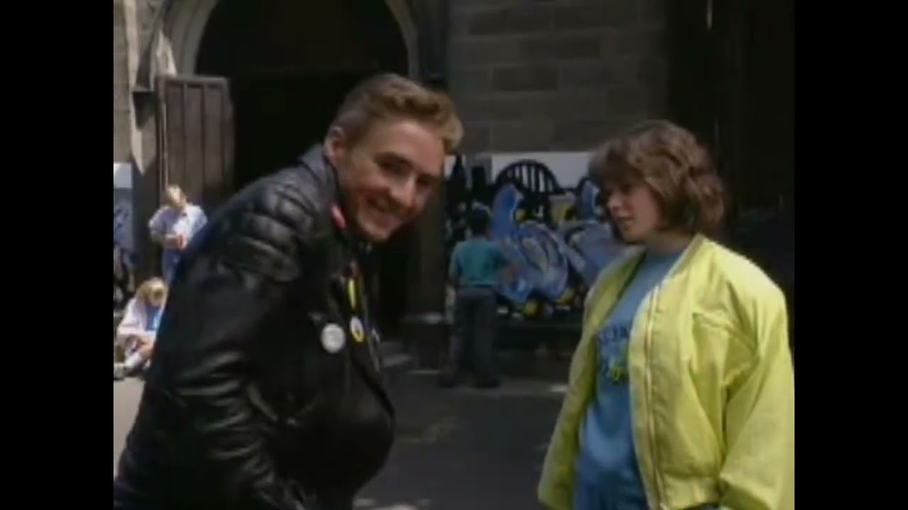 Byker Grove - Series 1 Episode 1