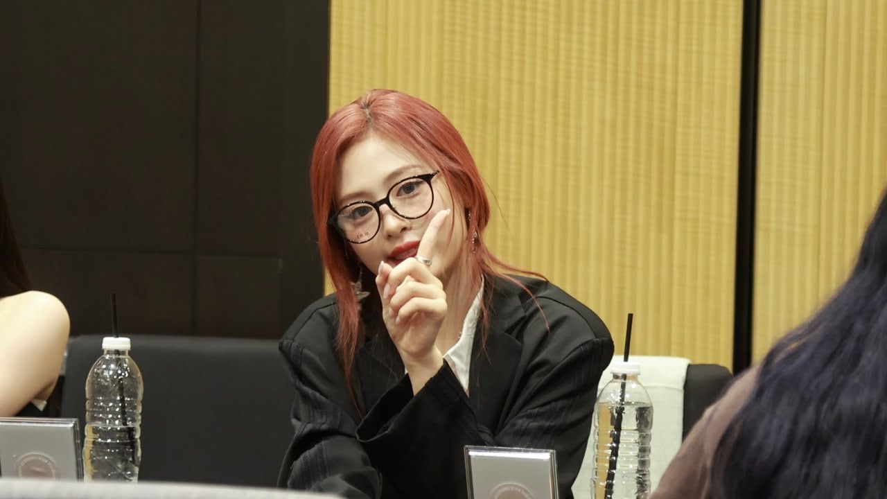 240614 BABYMONSTER AHYEON 아현 SINGAPORE FANSIGN 직캠