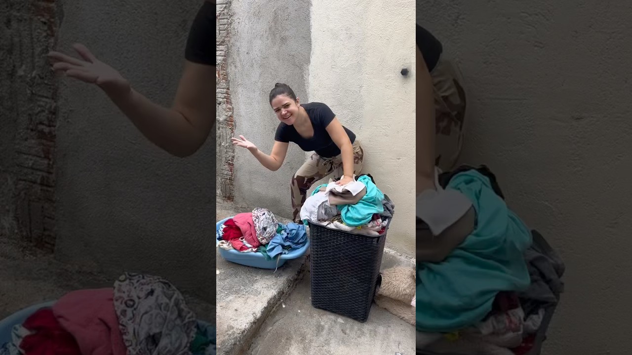 Lavando roupas no tanquinho comigo(V&iacute;deo da semana passada mas t&aacute; vendo) #lavandoroupas #tanquinho