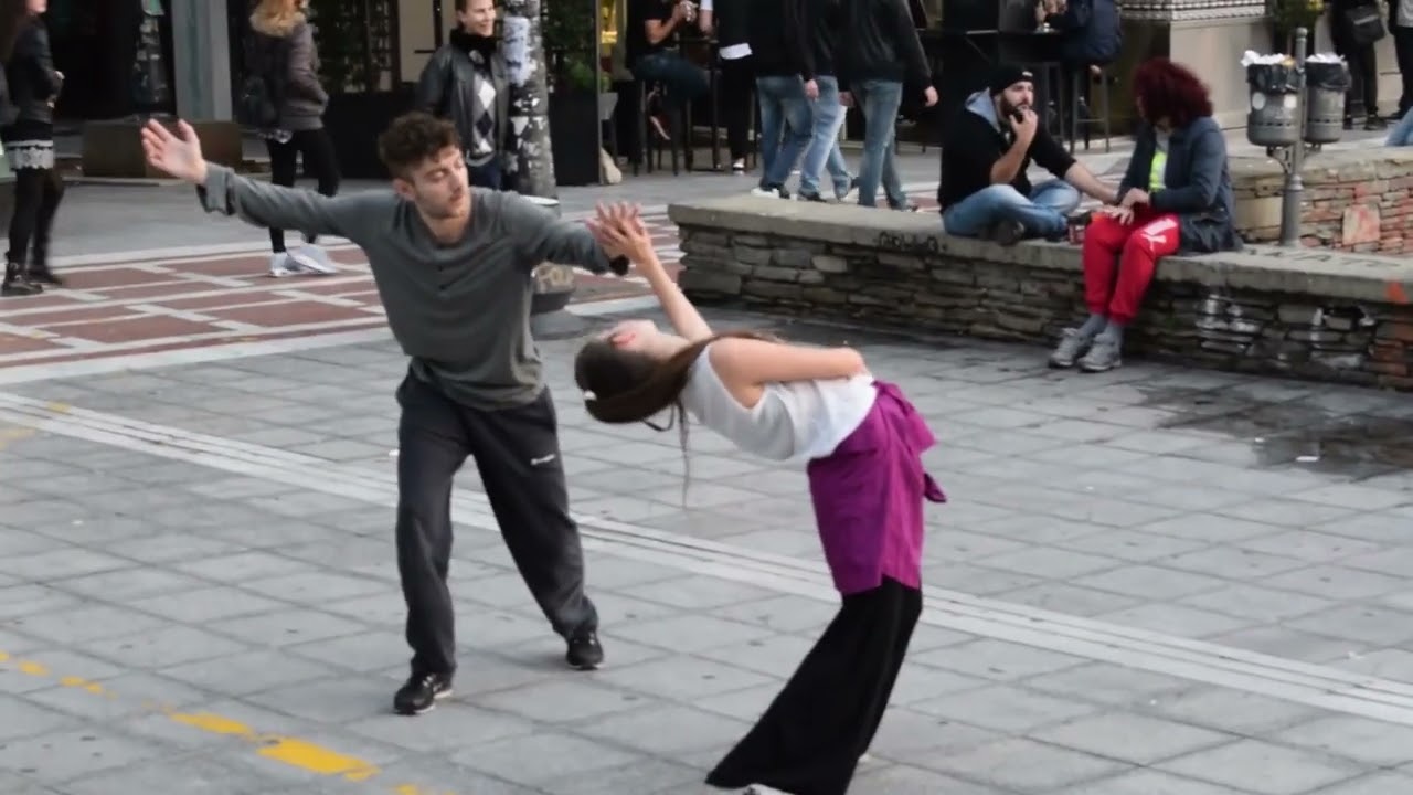 move the public space -  thessaloniki navarinou - 12/11/2017