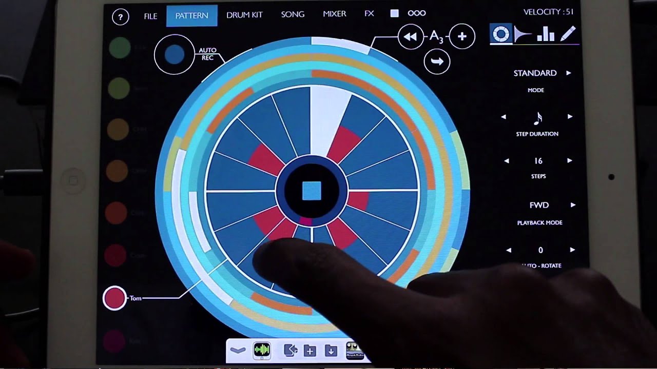 Patterning : Drum Machine App And Bass Jam