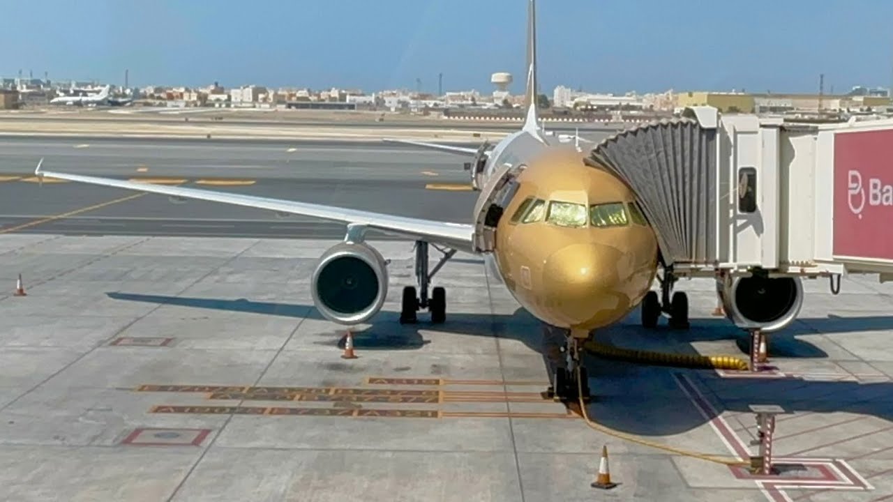 🇶🇦🇧🇭 SHORTEST FLIGHT IN THE WORLD? | DOHA TO BAHRAIN | GF525 | A320 | A9C-AE