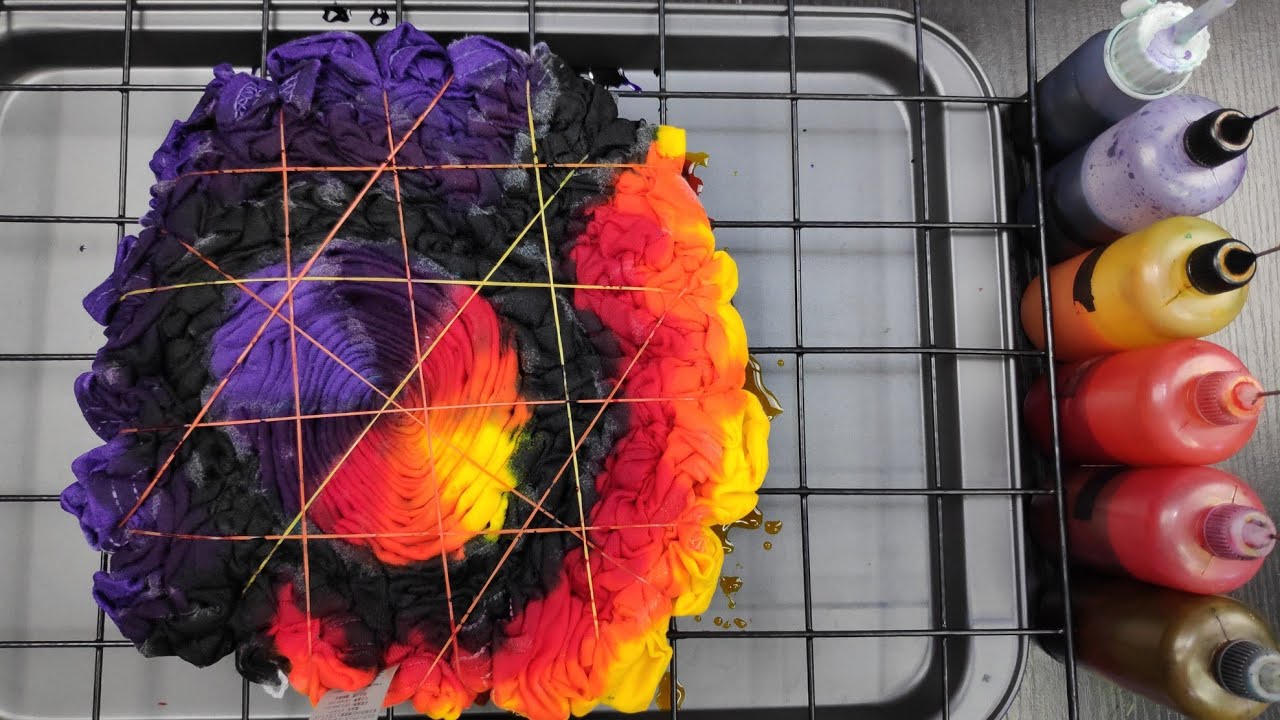 HALLOWEEN Theme! 🎃🦇 Tie Dye Tutorial (easy steps)