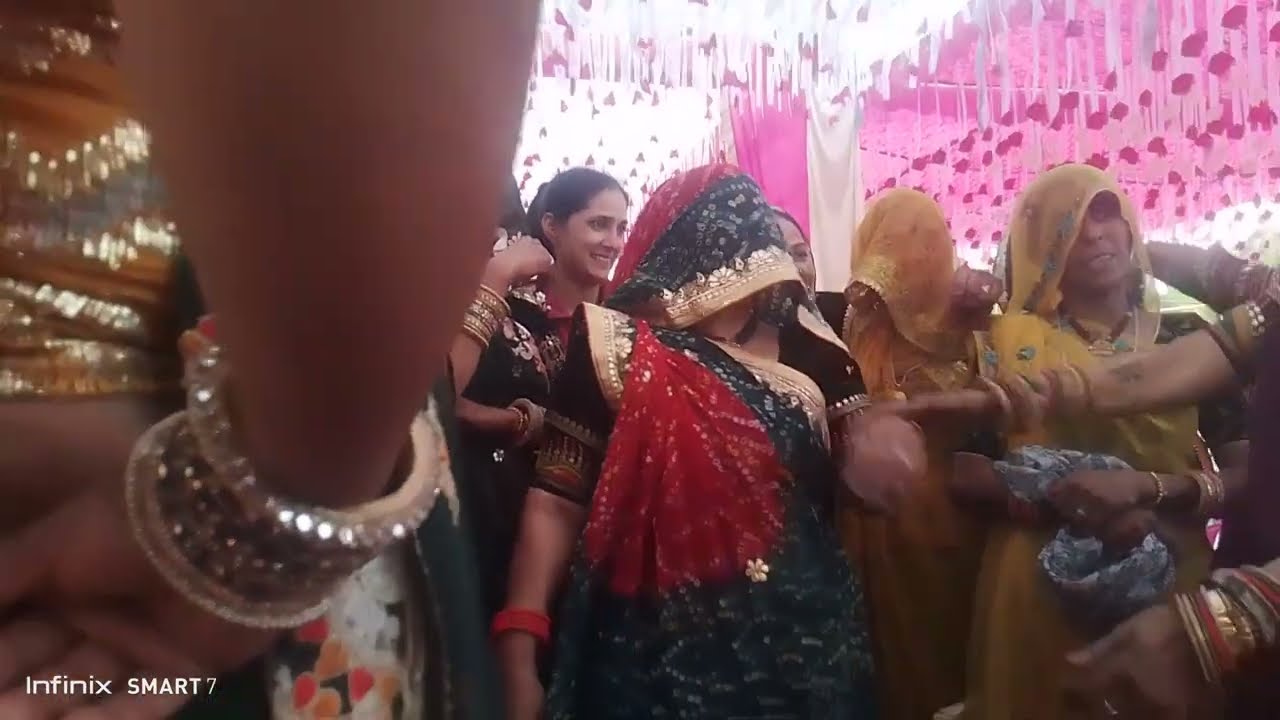 मीणा लेडीज डांस ✨💃🔥🎉#मीणा_लेडीज_डांस #meenadance  #meenageet #rajasthanidance #indianweddingdance