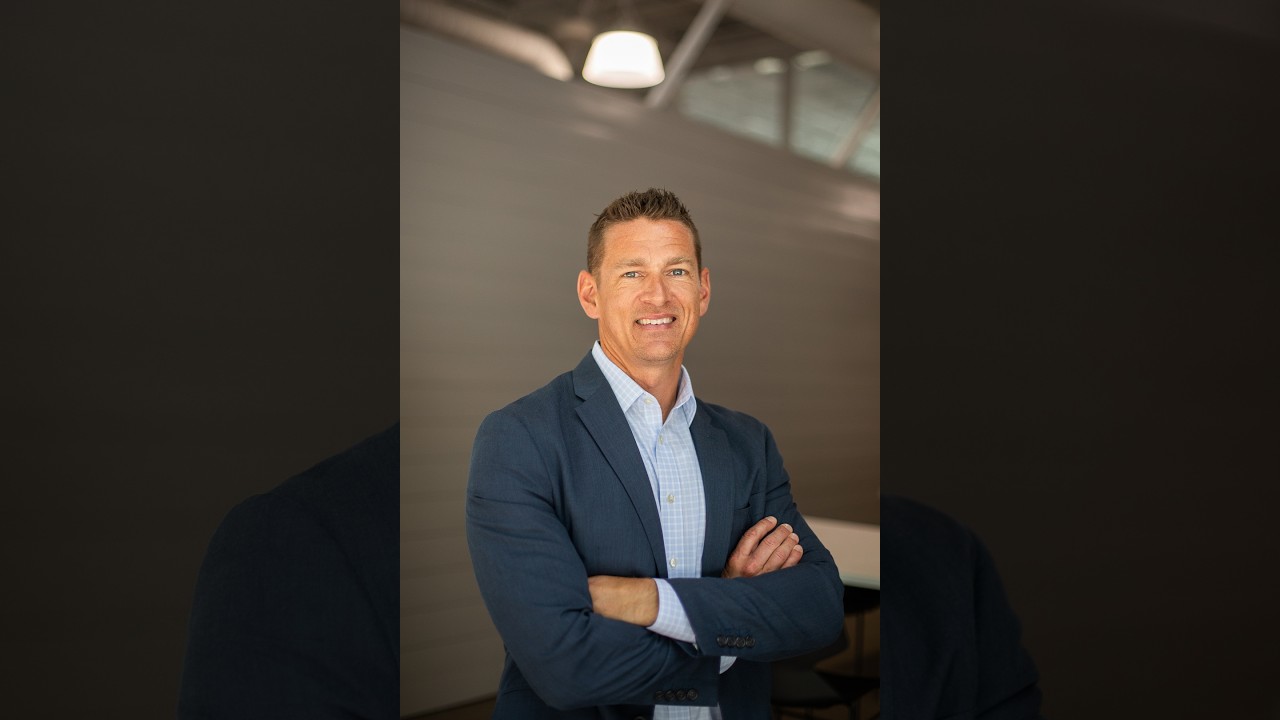 What did the mixed results in the financial data do to mortgage rates?