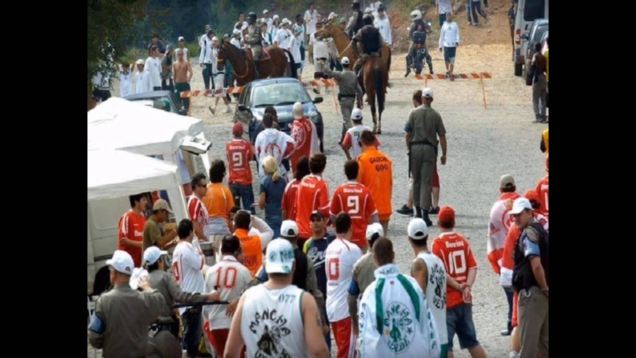 Mancha Verde Juventude - o terror veste VERDE.