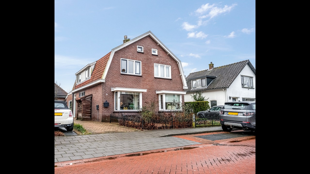 Twee onder één kap woning in Nijkerk | Domicilie Makelaars
