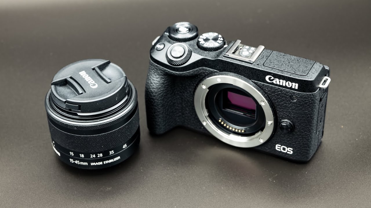 B&W POV Street Photography with the Canon M6 Mk II [Small and Light with OVER 30 MEGAPIXELS!]