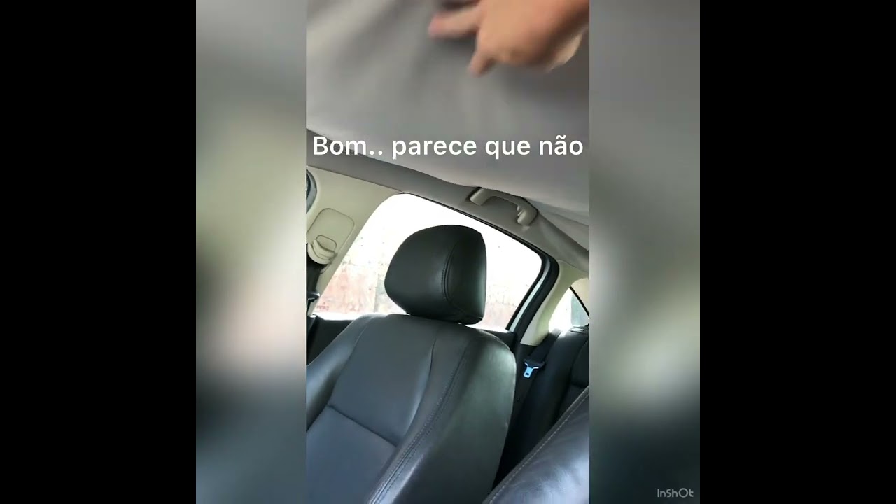 Forro do teto do c4 Citr&ouml;en descolando