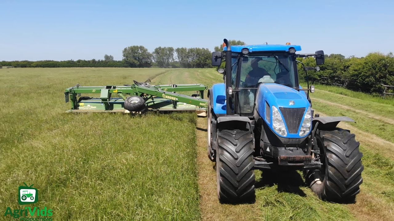 Silage 2020. Krone Easy Cut 6210CV 6 Meter Mower!