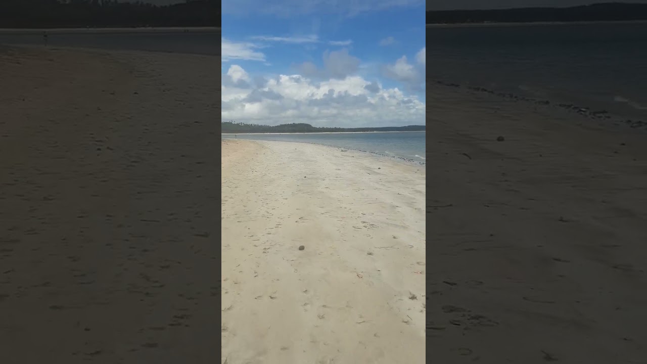 Praia de Maria Farinha - Encontro do Rio Timbó com o mar