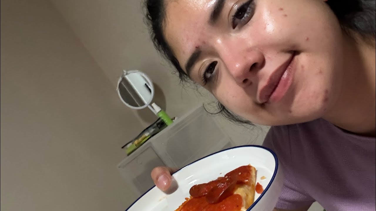 Solo date #2: Homemade Pizza Night 🍕