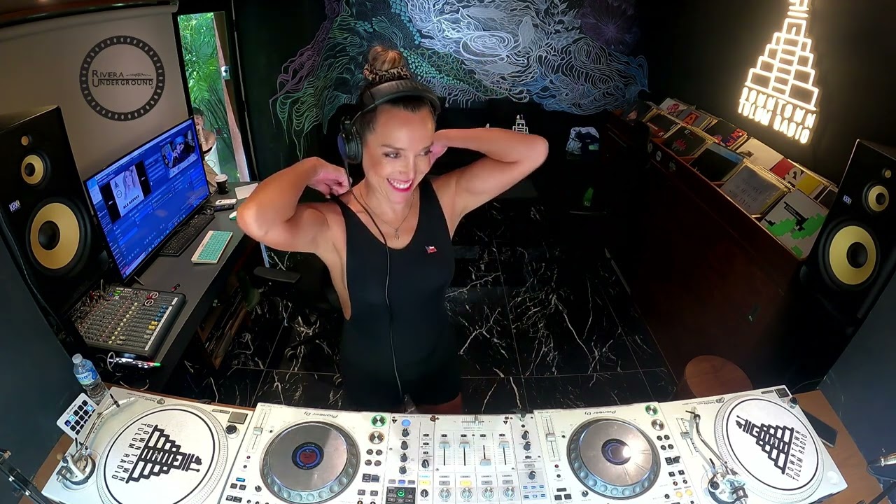 Ale Reeves @ Downtown Tulum Radio (Riviera Underground)