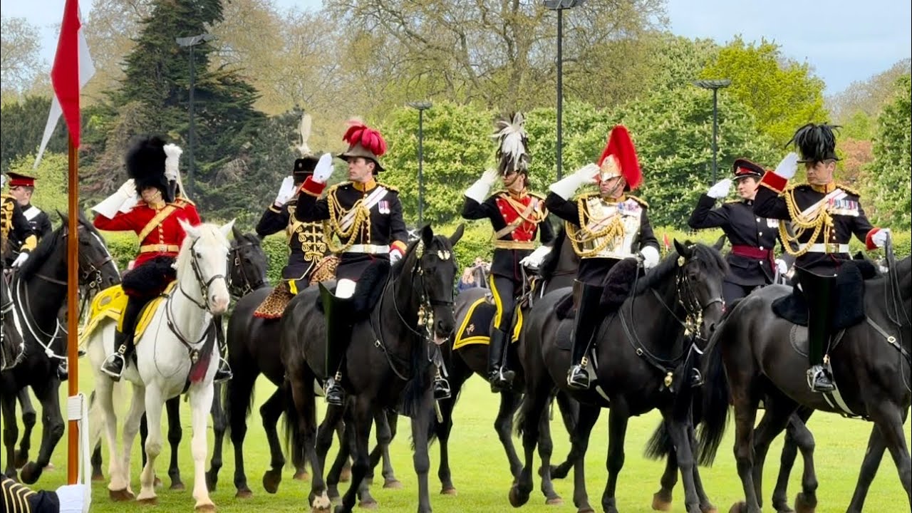 THE HIGHEST RANK: RARE PHOTOSHOOT OF ELITE HORSE MOUNTED REGIMENT