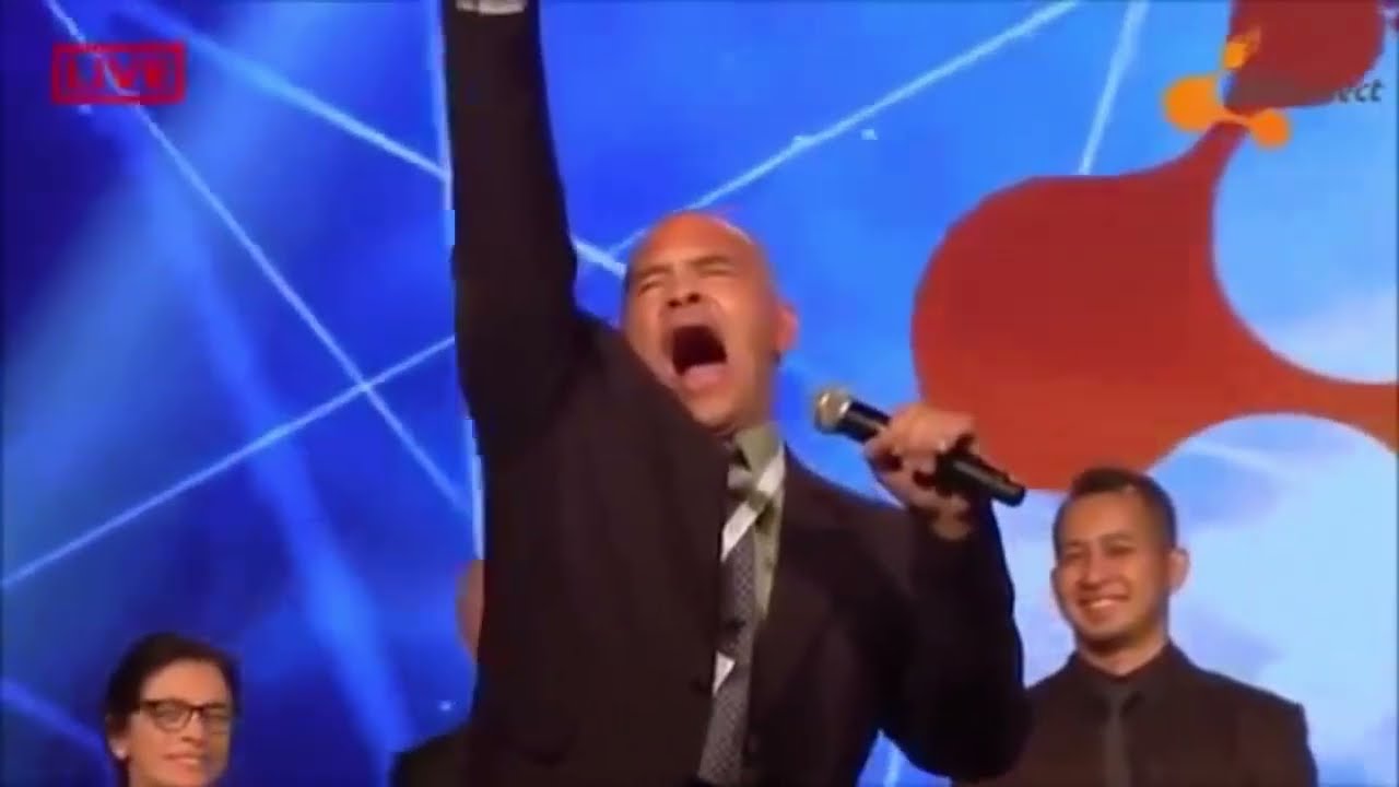 Bitconnect presentation but with accurate music