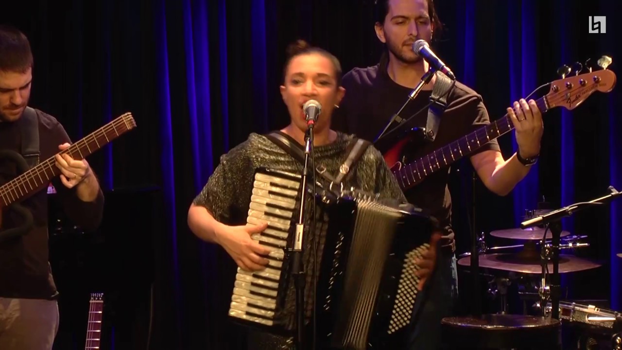 Banda Magda - Agua De Beber (The Checkout - Live at Berklee)