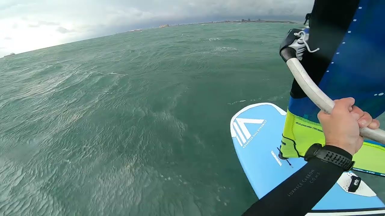 33 knots speed run on the foil