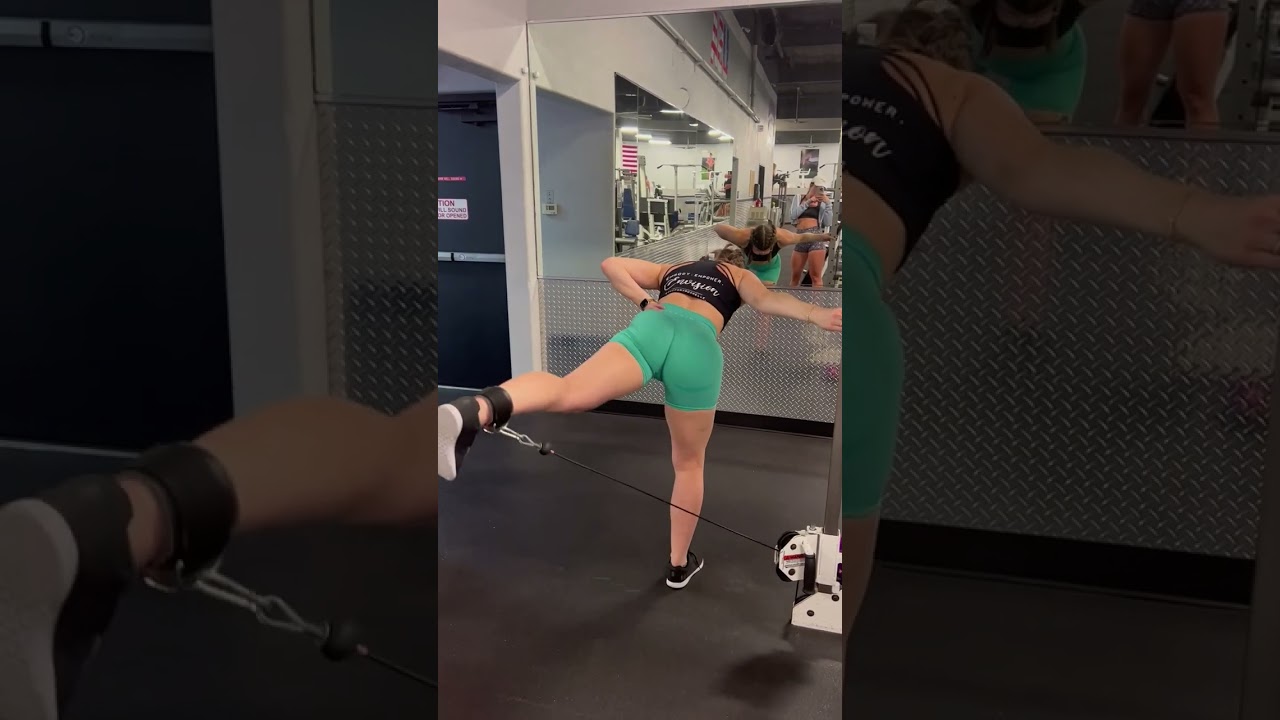 Diagonal Kickback w/ Cable